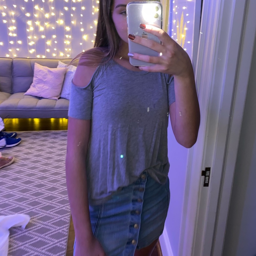 open shoulder grey top
